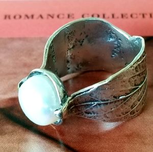 Silpada Sterling Silver & Pearl Ring